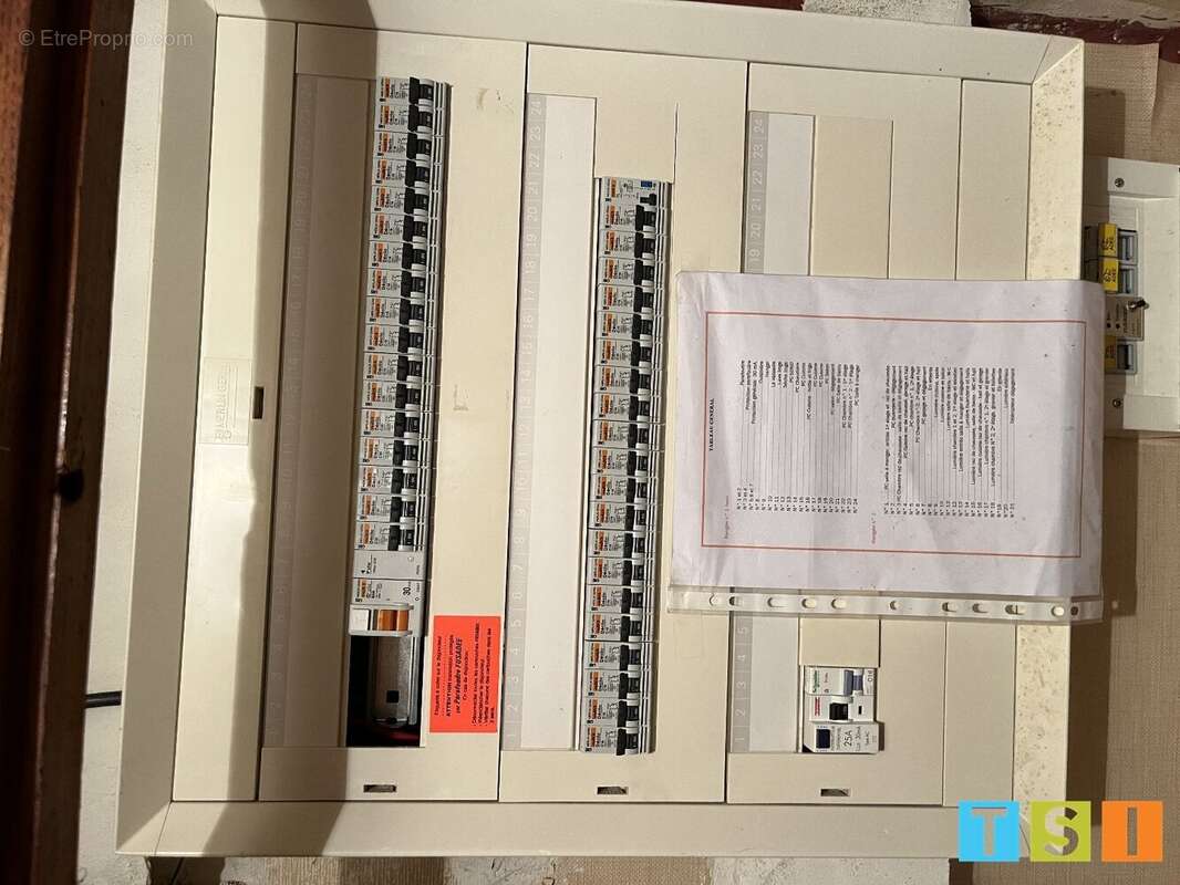 Maison à MONTREJEAU