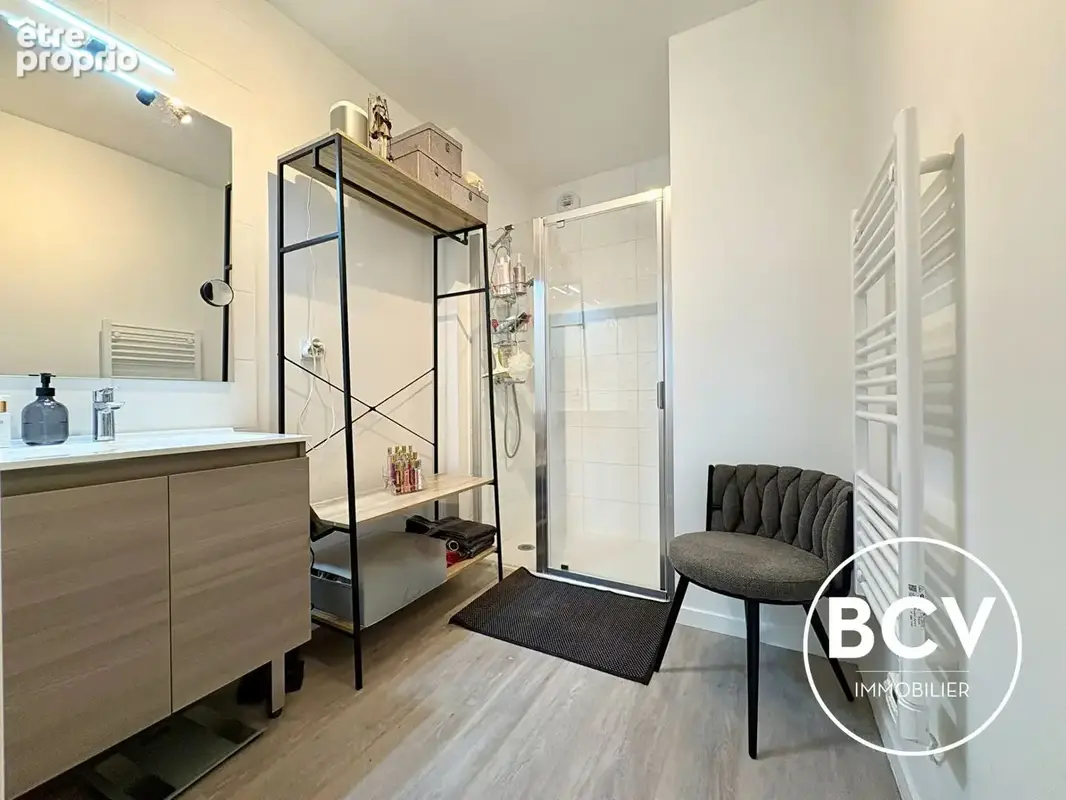 Appartement T4 terrasse, parking intérieur et cave - photo 7
