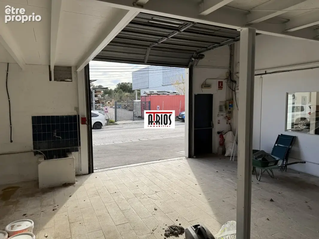 Commerce 285 m² à vendre à La Garde (83130) - photo 2