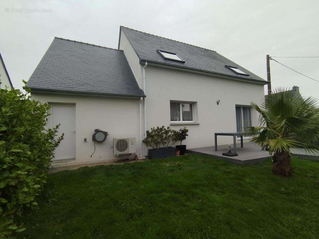 Maison à LE TOUR-DU-PARC