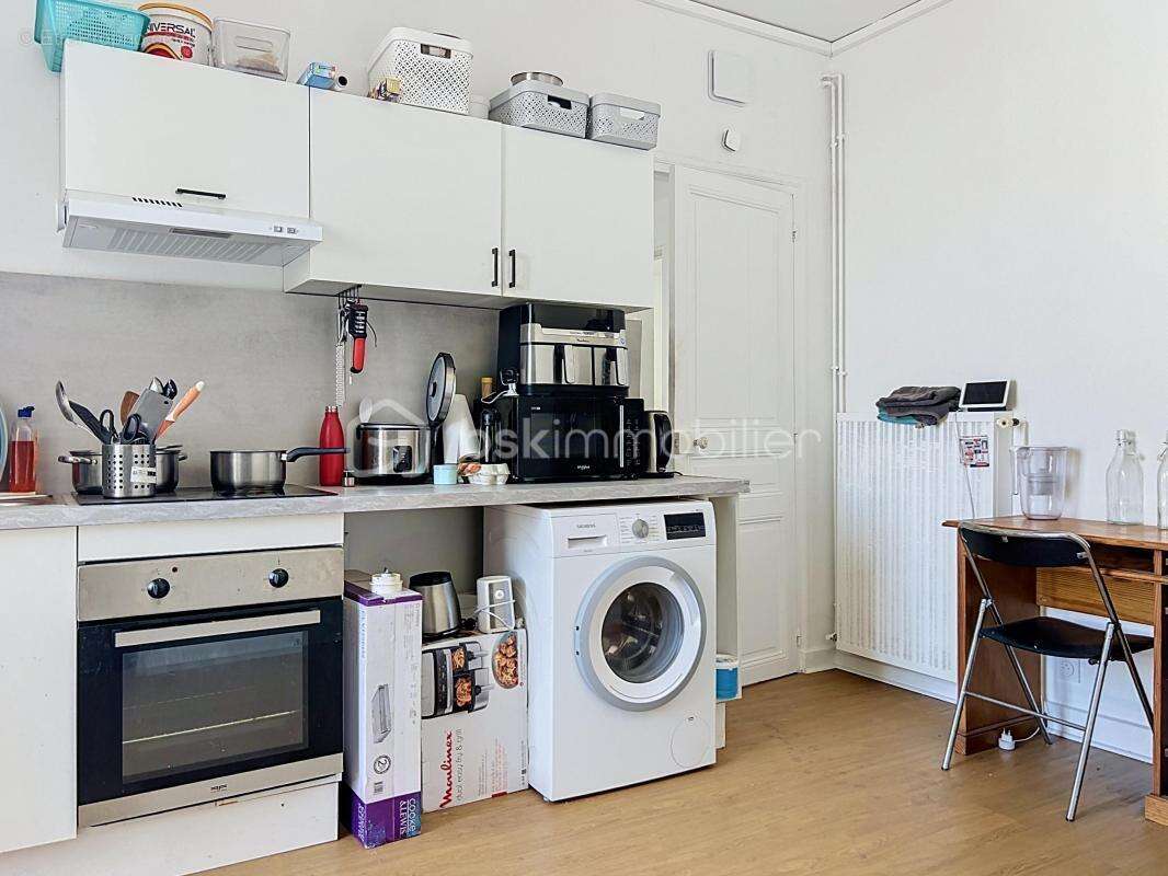 Appartement lumineux de plus de 62 m² – Vendu loué  896e– Idéal investisseur - photo 4