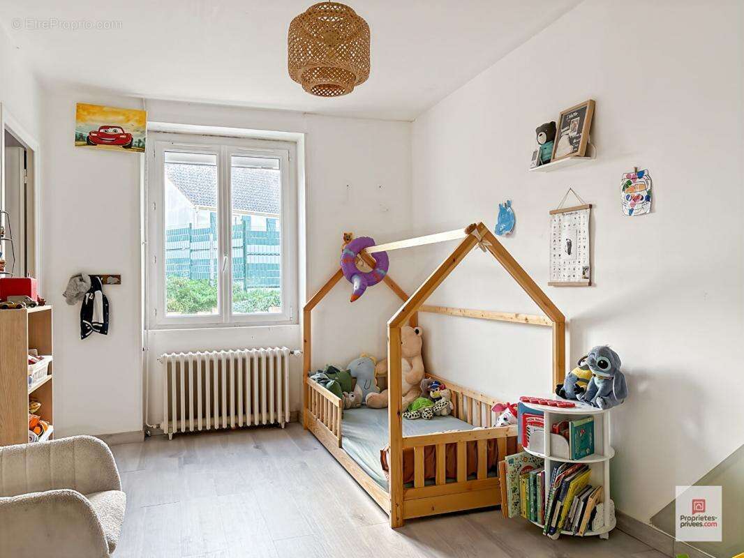 Maison à DISSE-SOUS-LE-LUDE