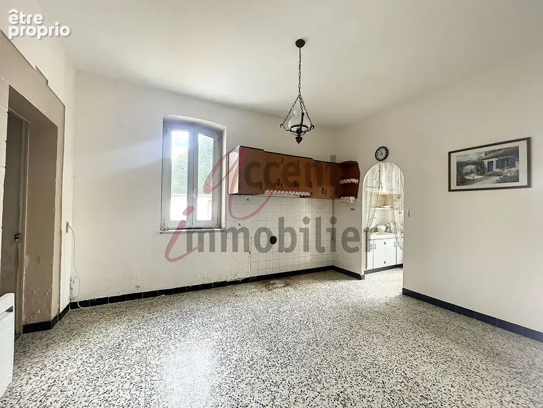 Cabannes : Ensemble immobilier Maison bourgeoise et immense Grange - photo 7