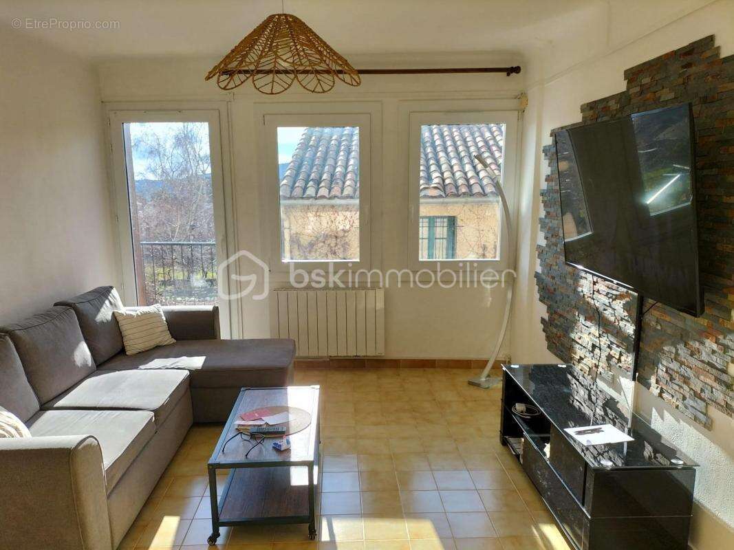 Maison à SAINT-ETIENNE-LES-ORGUES