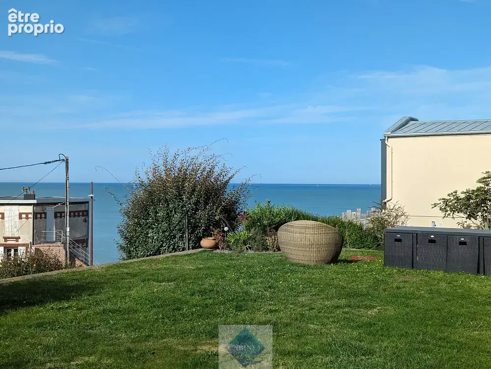 Magnifique villa offrant une vue imprenable sur la mer et les falaises - photo 9