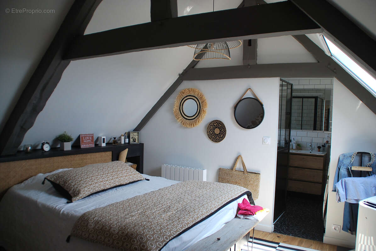 Maison en pierre de caractère rénovée - photo 8