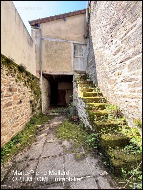 Maison à BOURGANEUF