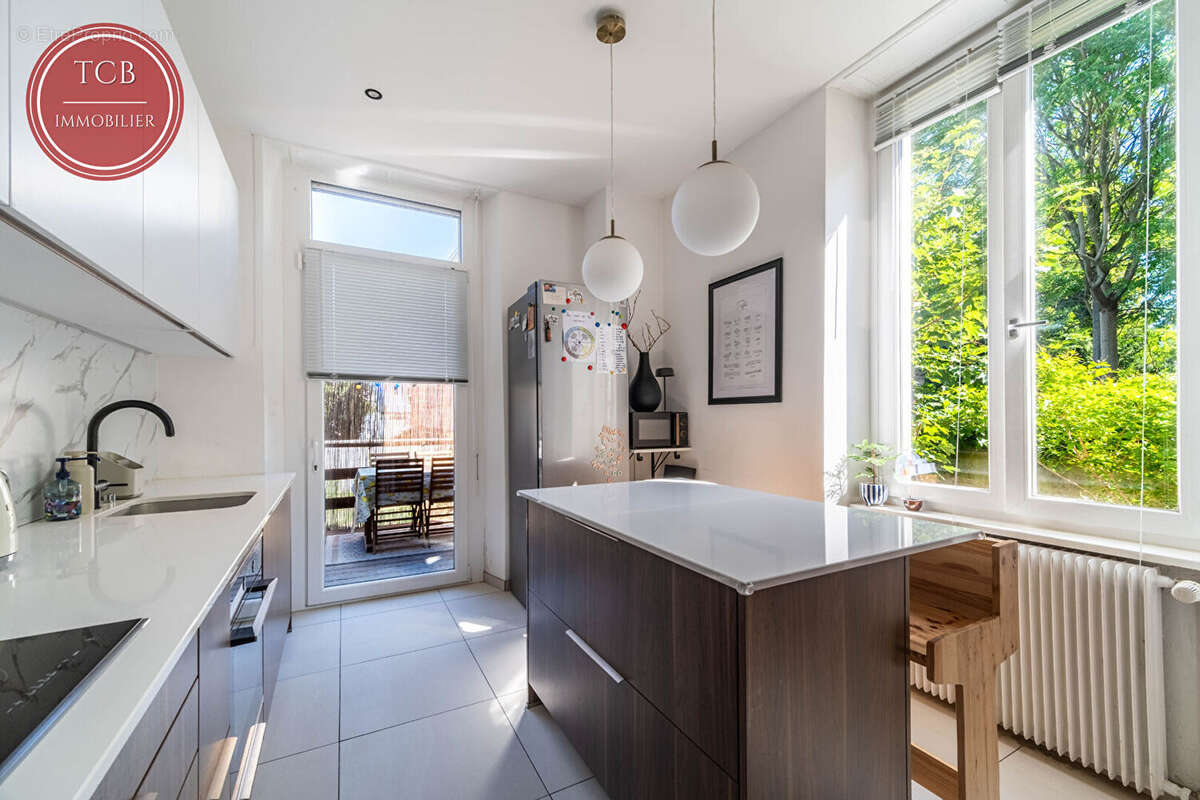 Appartement Mulhouse 6 pièce(s) 135.69 m2 - photo 4