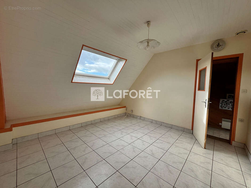 Maison à TREVOU-TREGUIGNEC