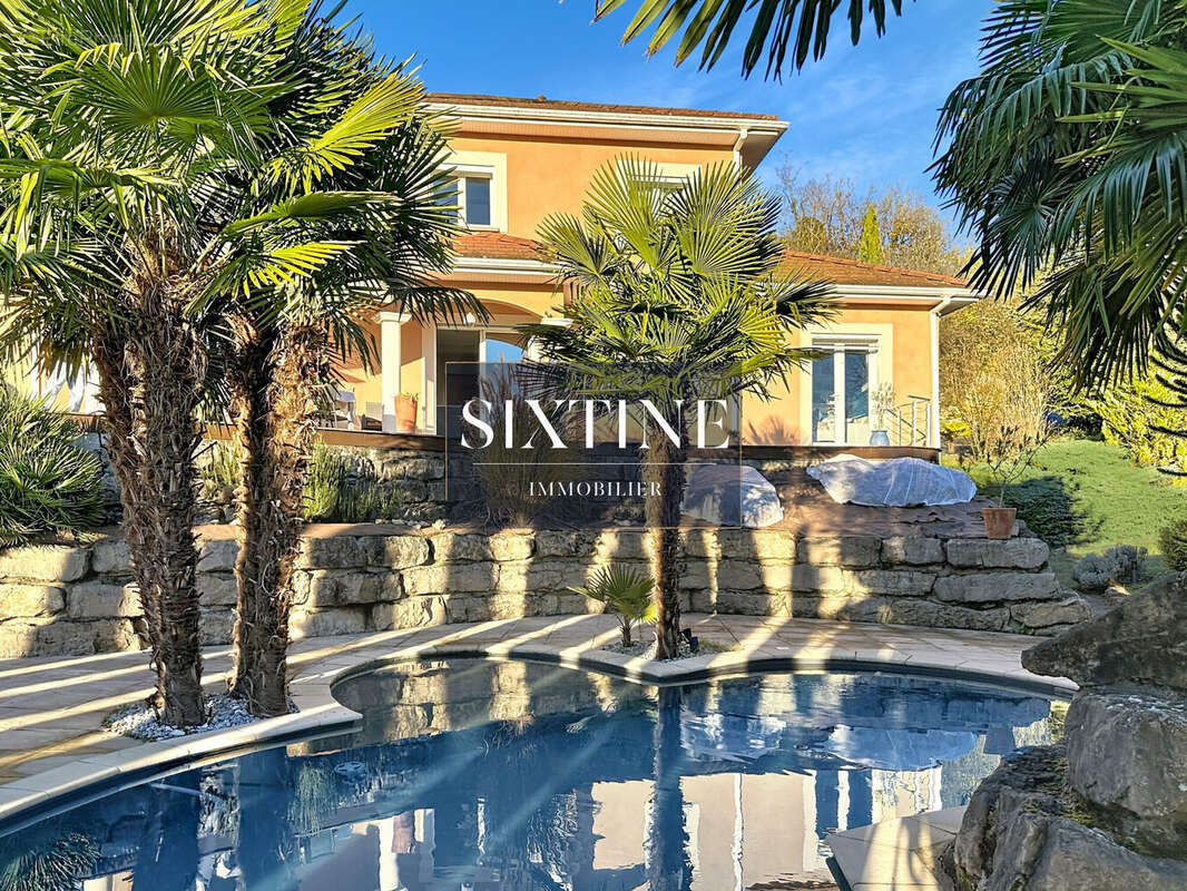 Maison à SAINT-CHEF