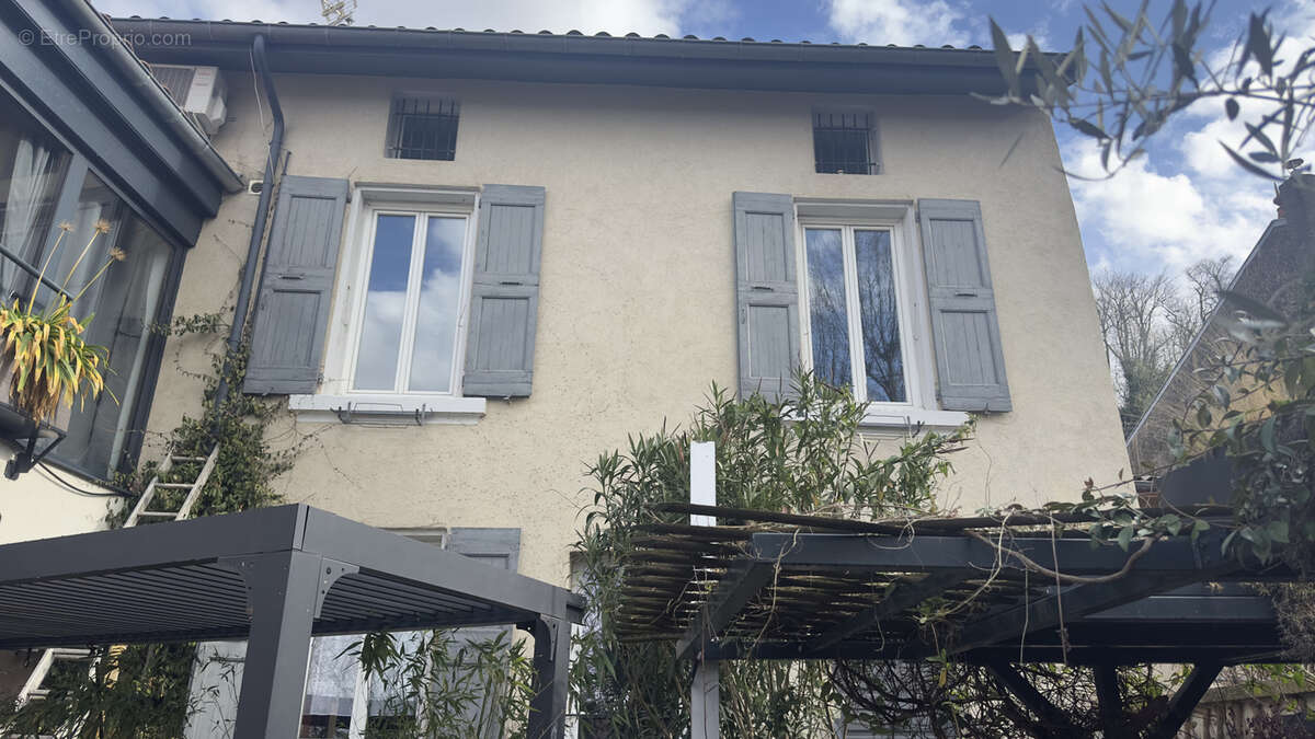 Appartement à CHABEUIL