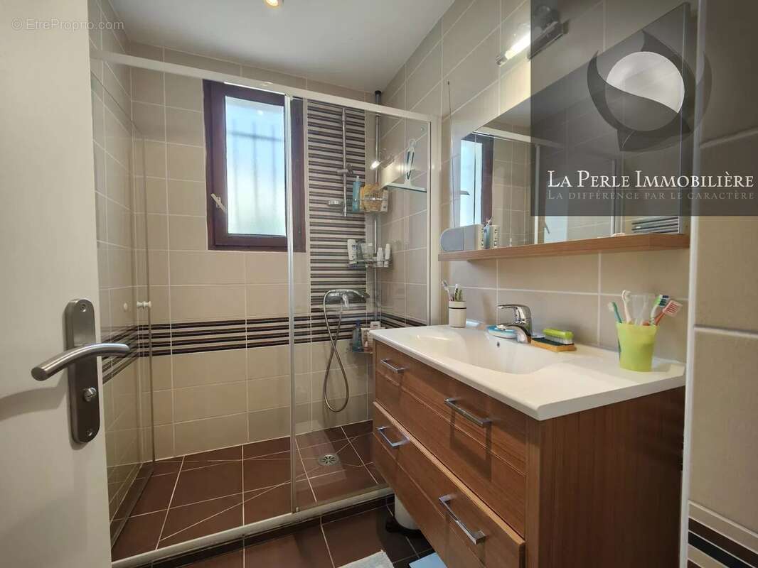 Maison à BRUGUIERES