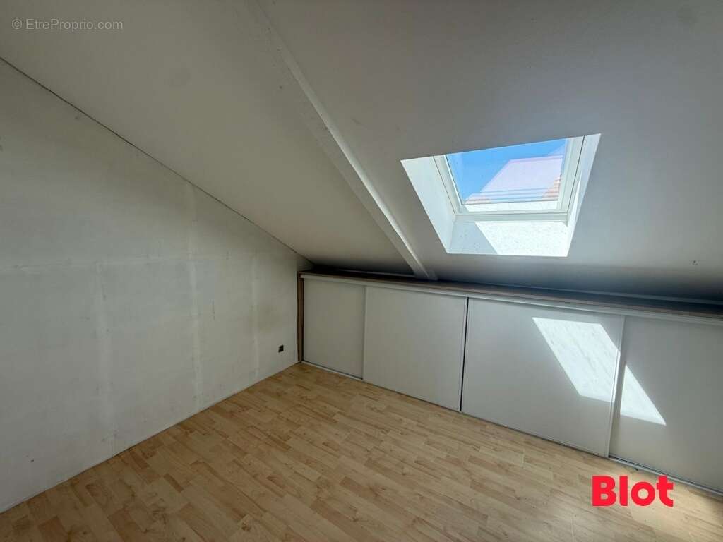 Appartement à CORPS-NUDS
