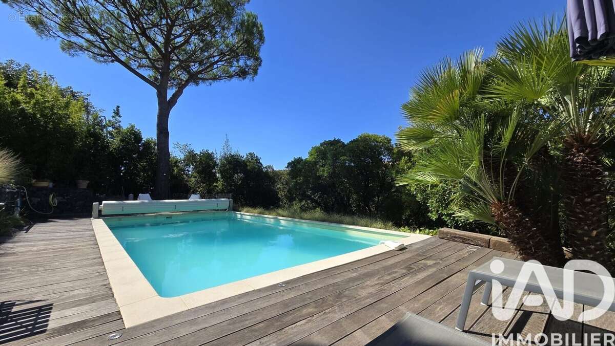 Photo 6 - Maison à LES ISSAMBRES