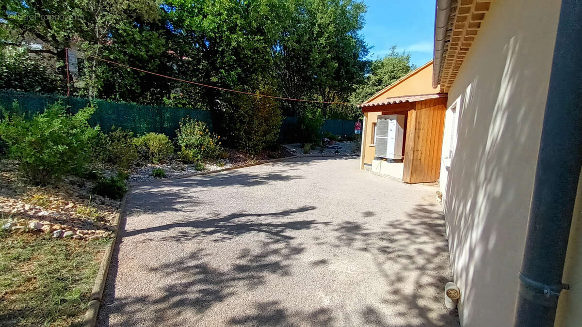 Villa de plain pied avec vue imprenable sur le Ventoux - photo 15