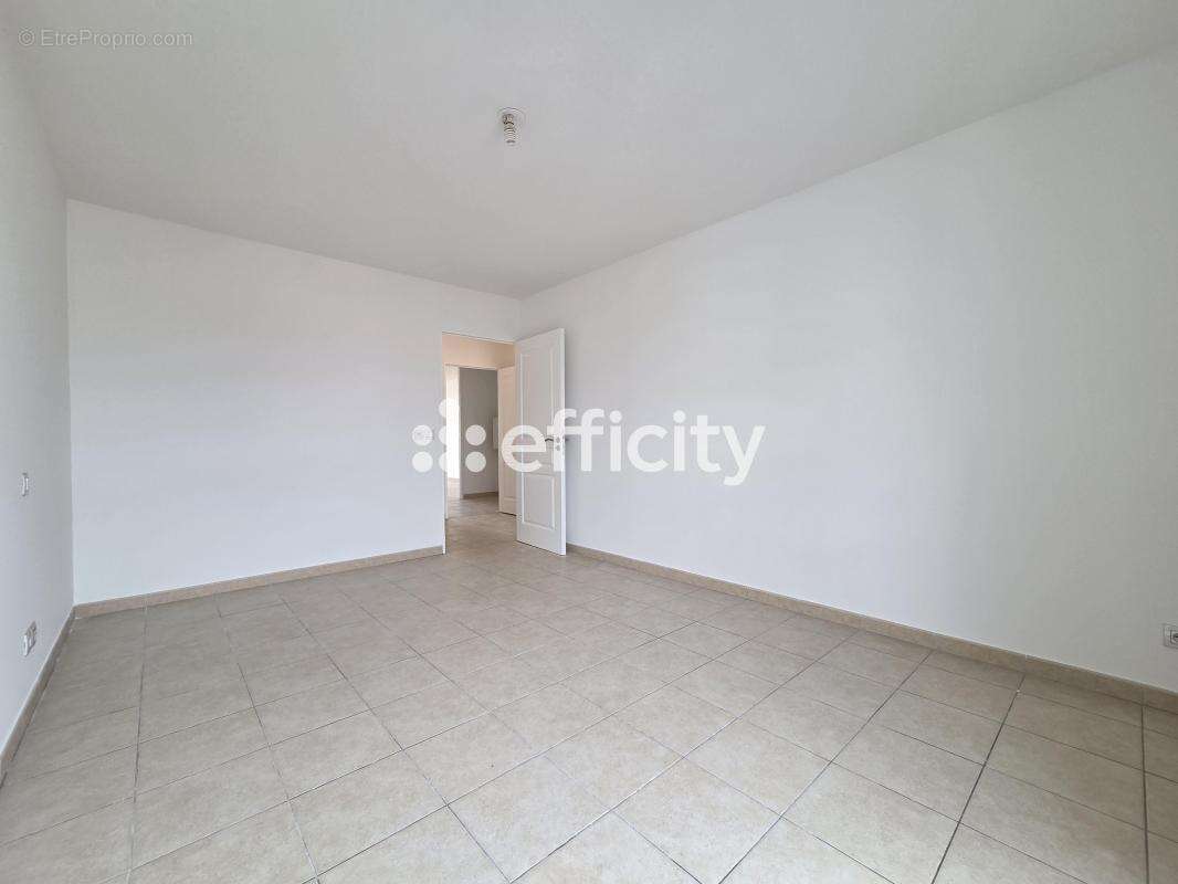 Appartement à MARSEILLE-10E