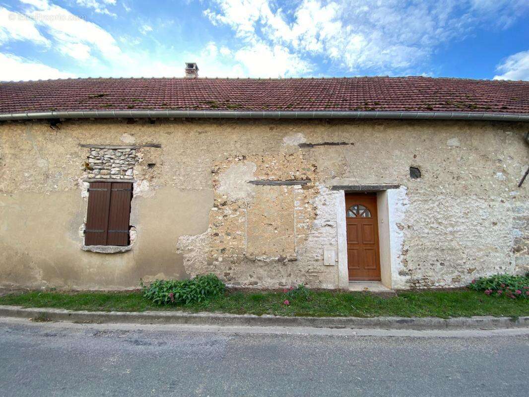 Maison à BONNIERES-SUR-SEINE