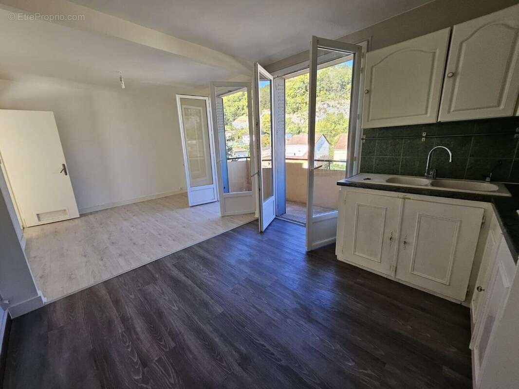 Appartement à TRELISSAC