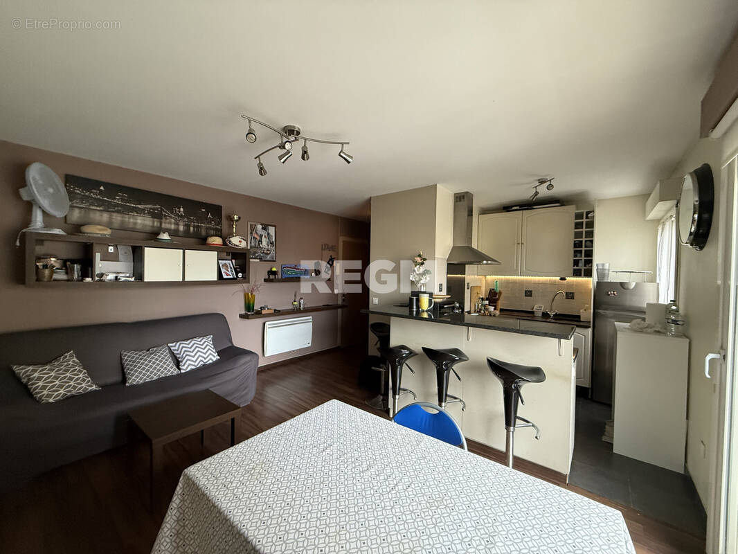 Appartement à PONTAULT-COMBAULT