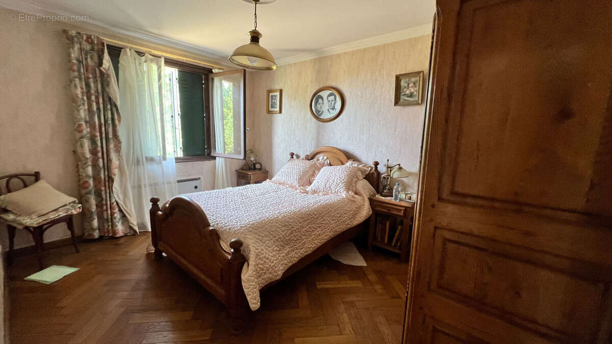 Maison à BAZEMONT