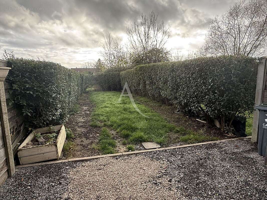 Maison à RACQUINGHEM