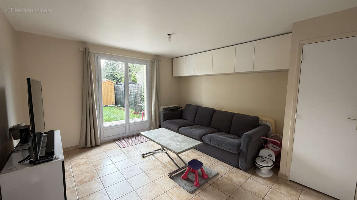 Maison à VILLIERS-SAINT-FREDERIC