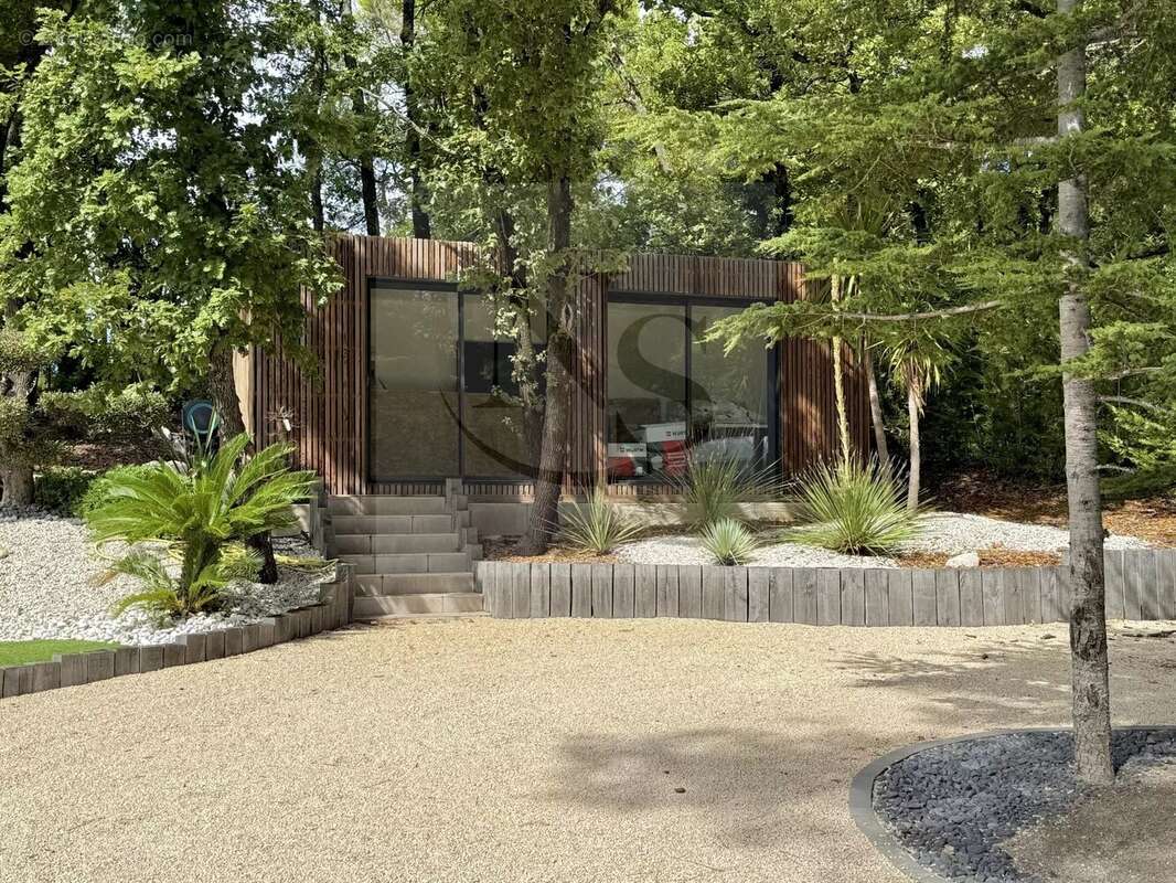 Maison à AIX-EN-PROVENCE