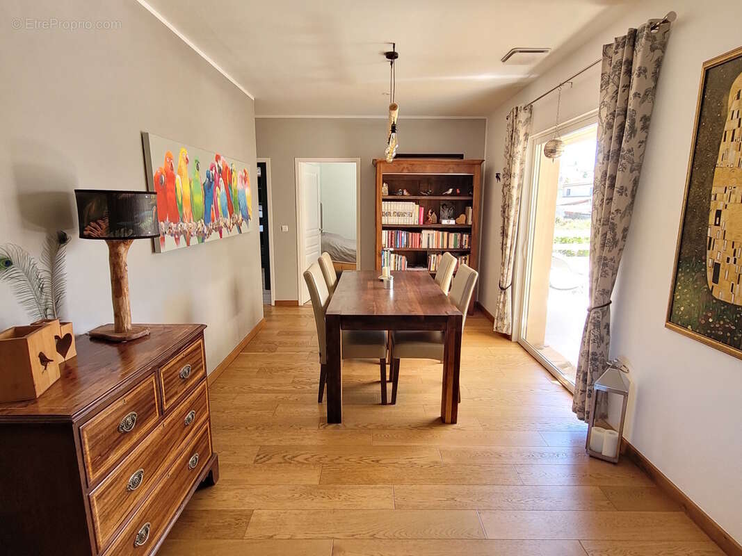 Maison à ALIGNAN-DU-VENT