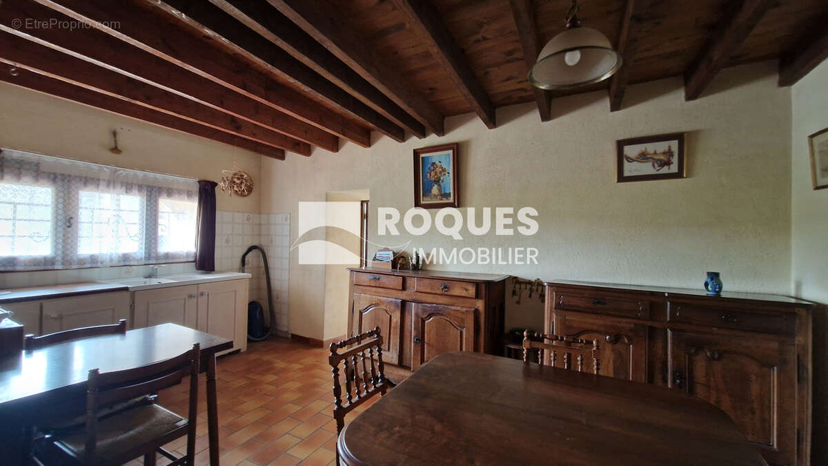 Maison à CORNUS
