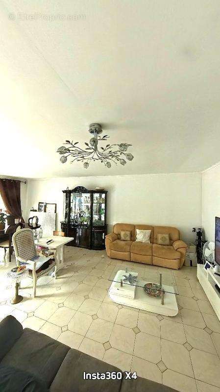 Maison à BONNEUIL-SUR-MARNE