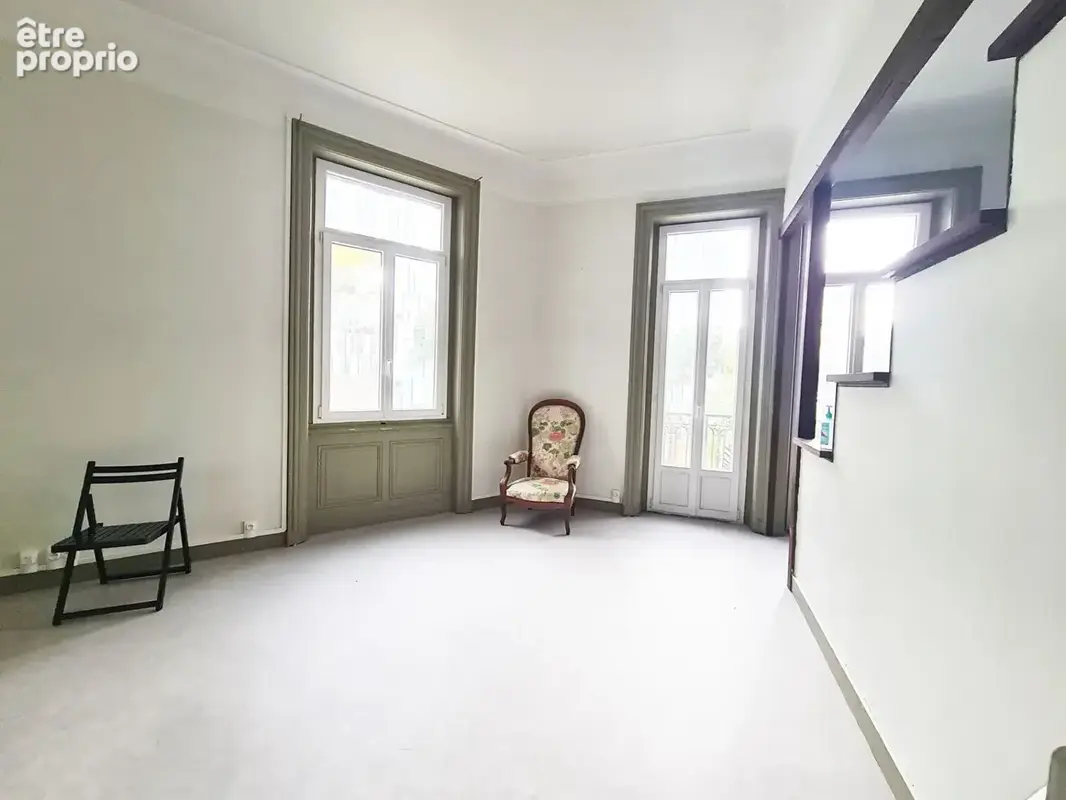 Rare, Superbe appartement haussmannien, secteur Chateaucreux - photo 3
