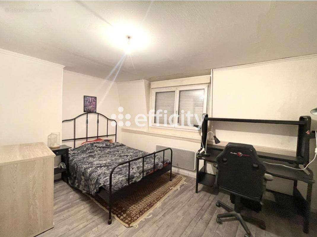 Maison à FACHES-THUMESNIL