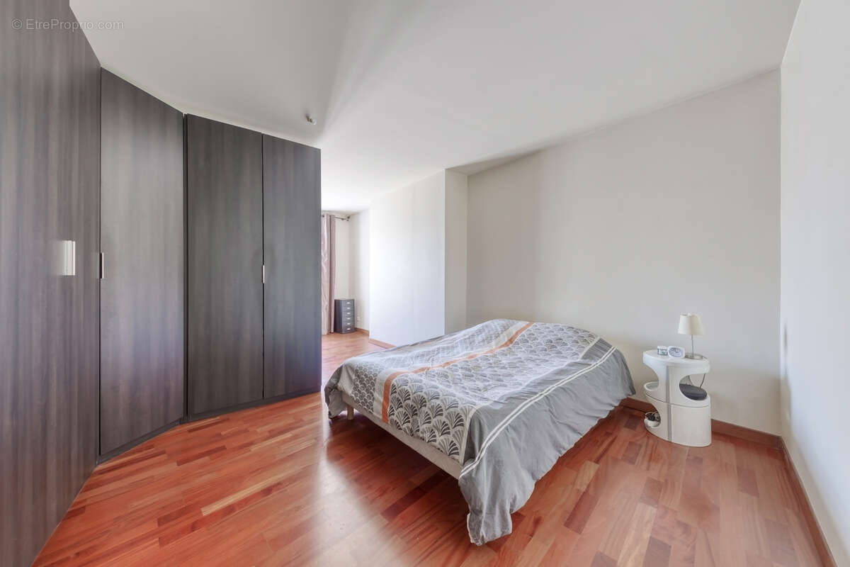 Maison à OZOIR-LA-FERRIERE