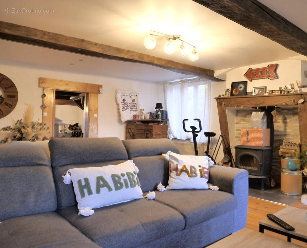 Maison à PRIAY