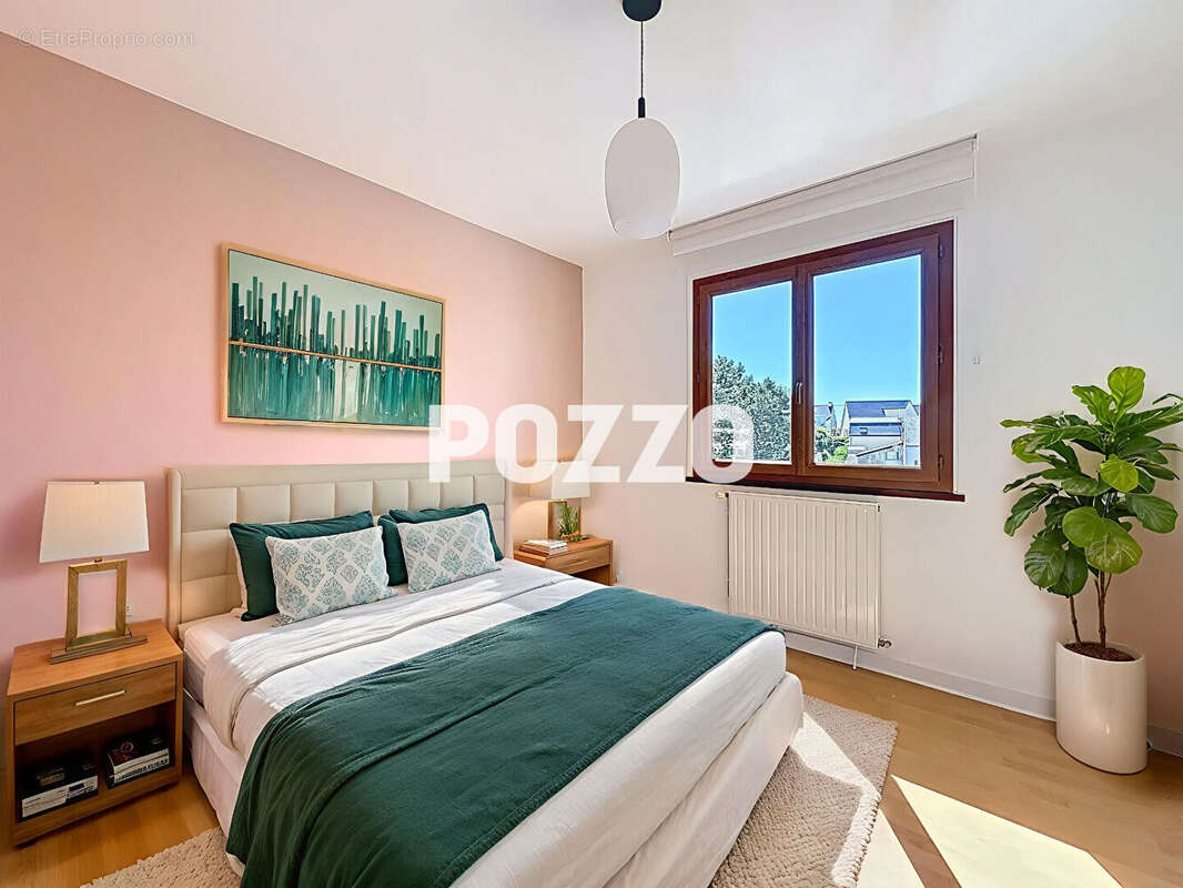 Appartement à DONVILLE-LES-BAINS