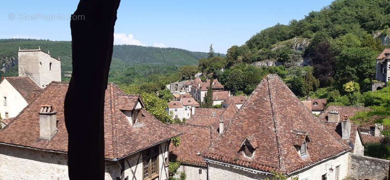Maison à SAINT-CIRQ-LAPOPIE