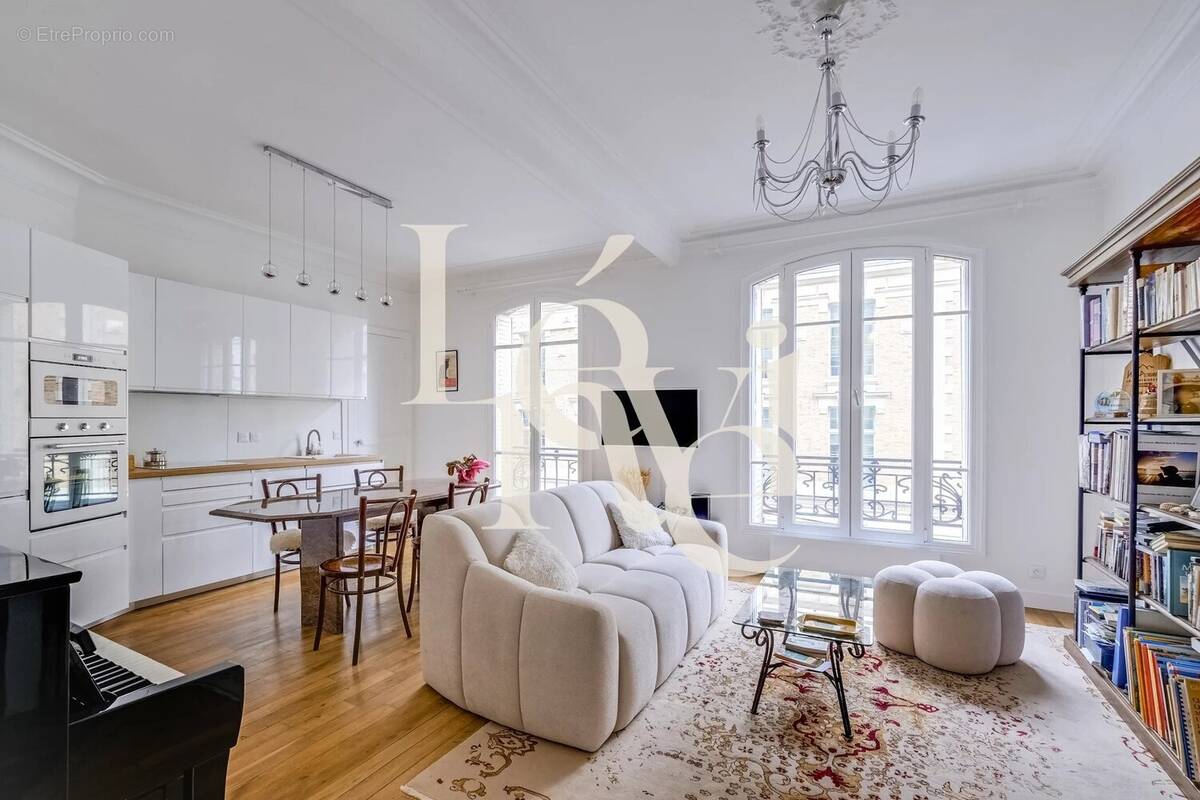 Appartement à PARIS-5E