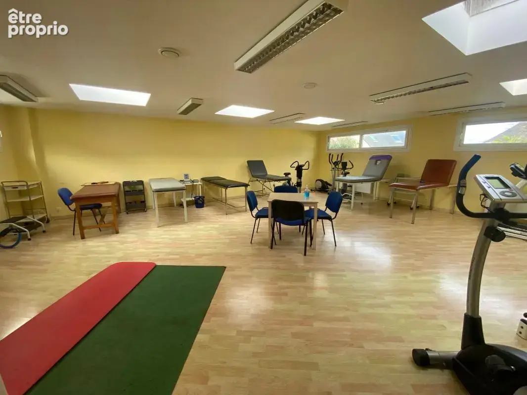 PLOUARZEL : Local Commercial libre d'occupant - photo 2