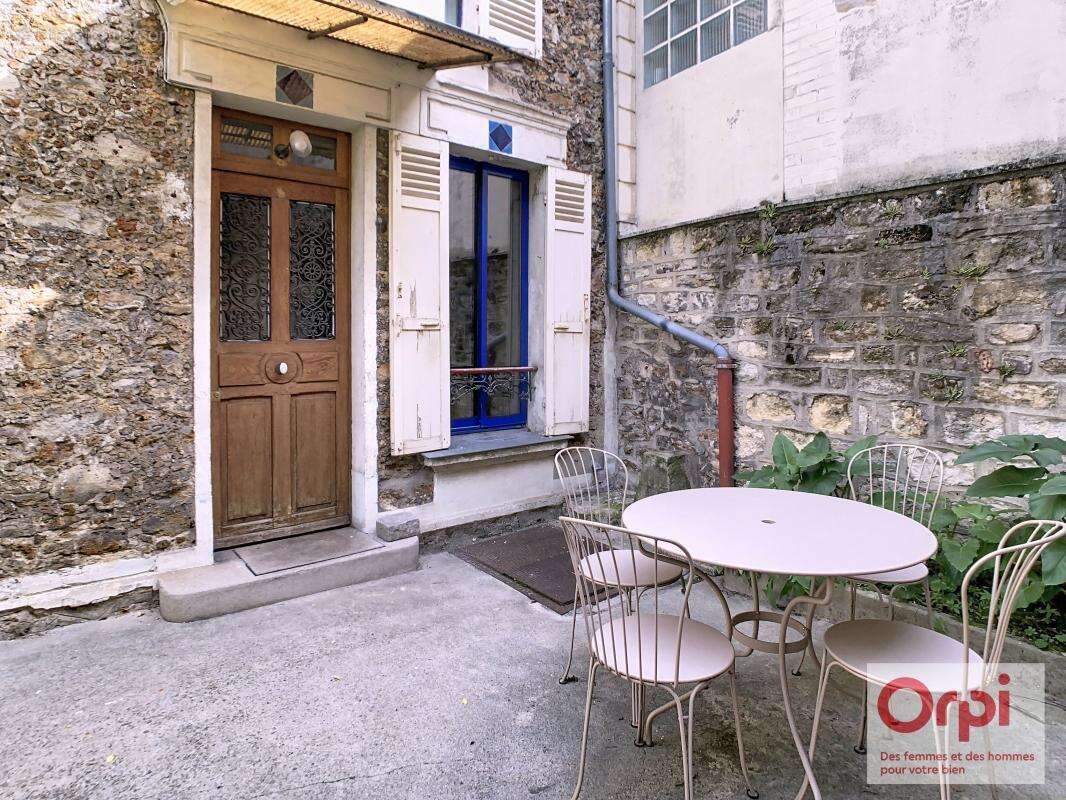 Maison à ISSY-LES-MOULINEAUX