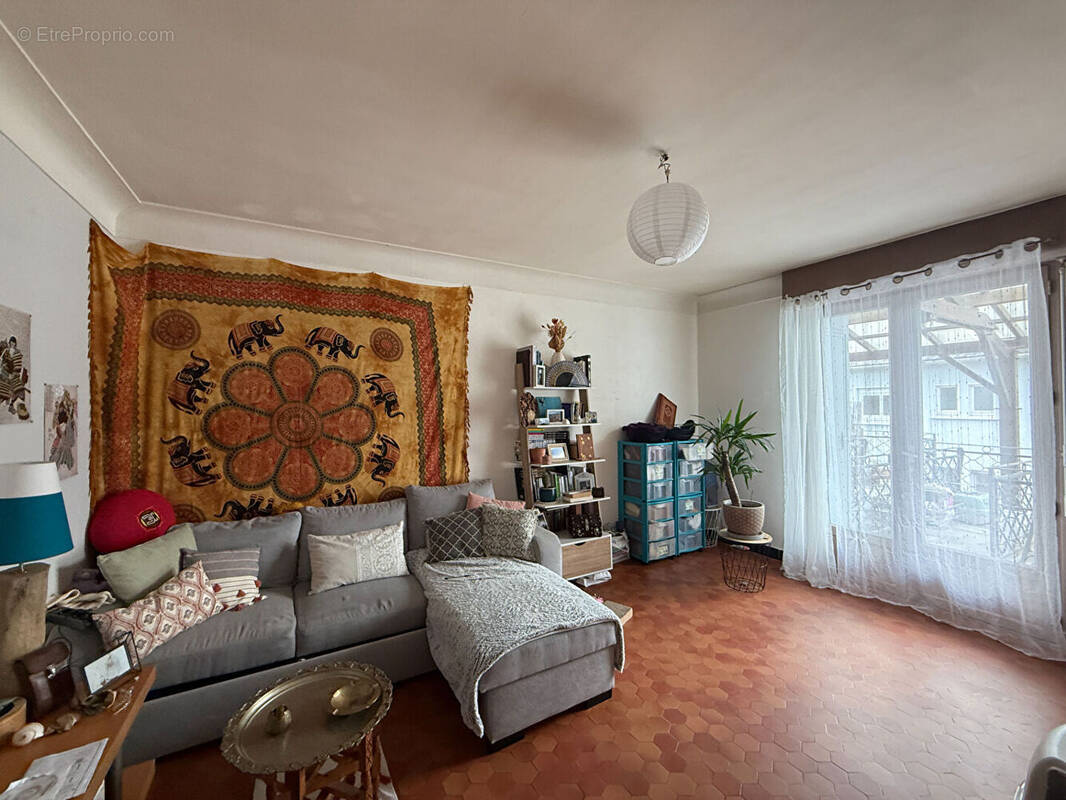 Appartement à OLORON-SAINTE-MARIE