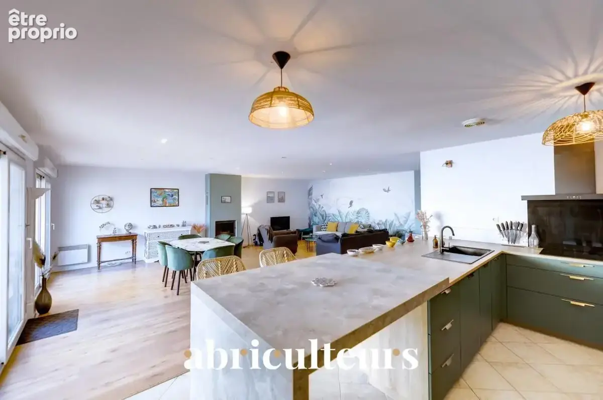 Maison 5 pièces 155 m² avec piscine en vente à Cognac 16100 - photo 5