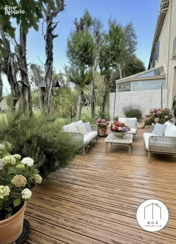 Maison avec piscine et garage - photo 5