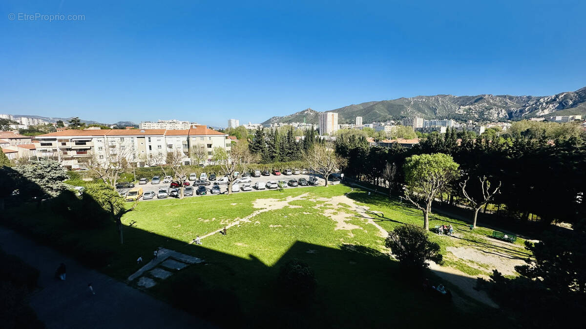 Appartement à MARSEILLE-11E