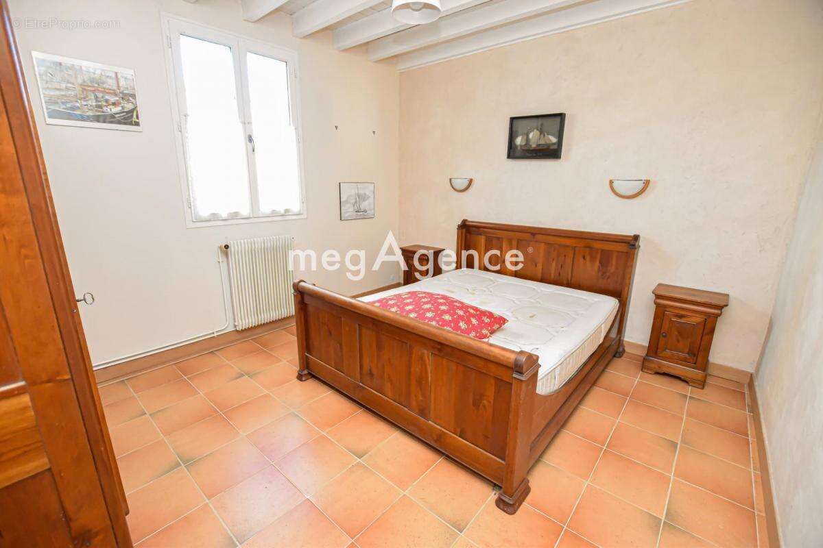 Maison à SOULIGNE-FLACE