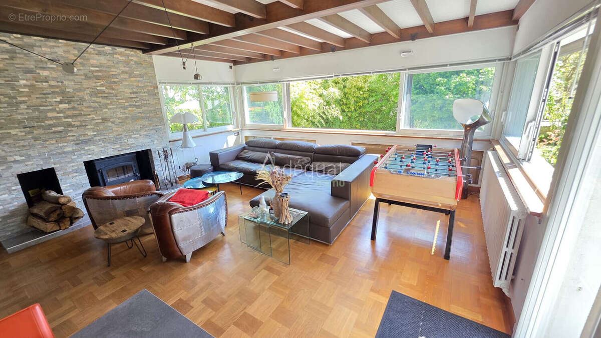 Longère rénovée de 175 m²  avec dépendances  - 887 m² - photo 5