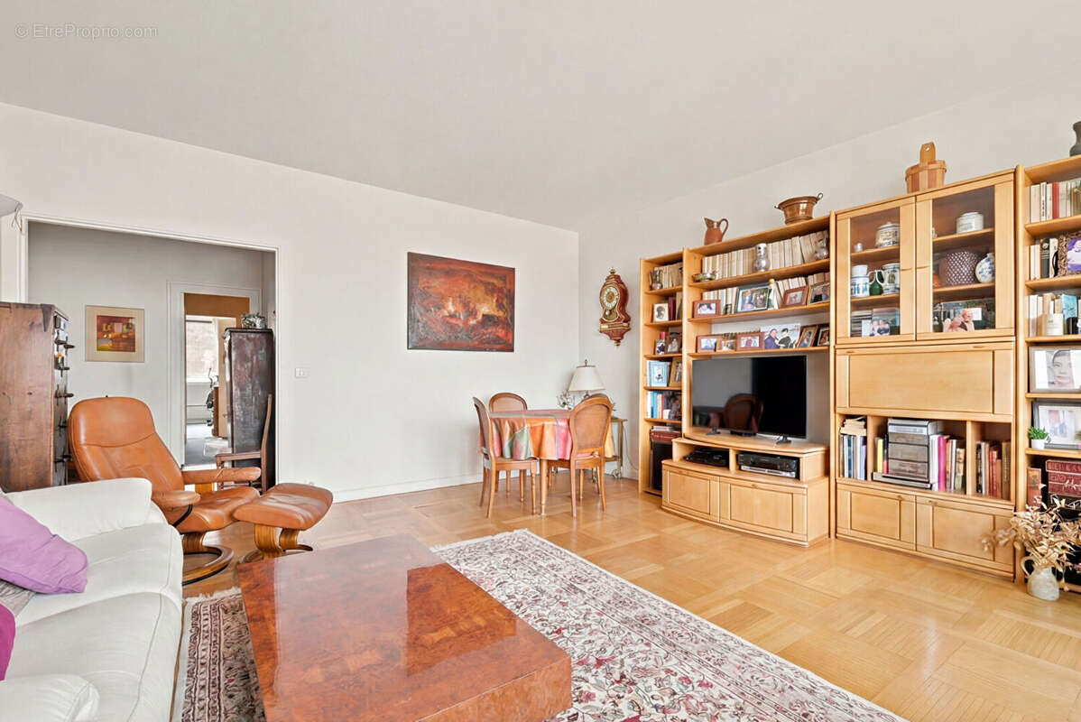 Appartement à PARIS-5E