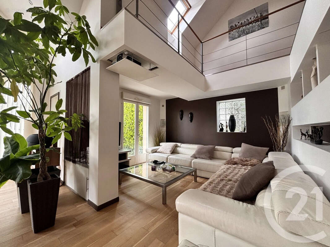Maison à HERICY