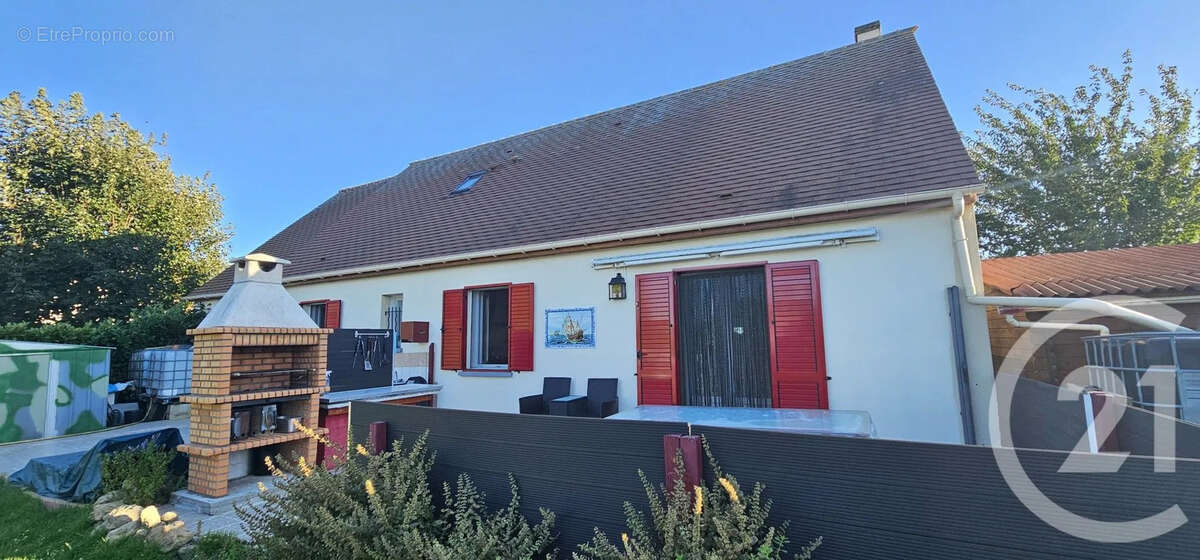 Maison à TRIZAY-LES-BONNEVAL