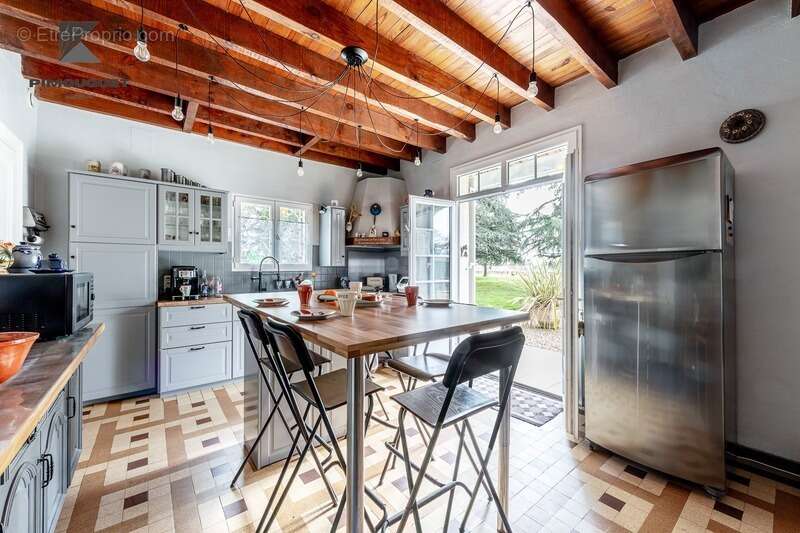 Maison à SAINT-EMILION