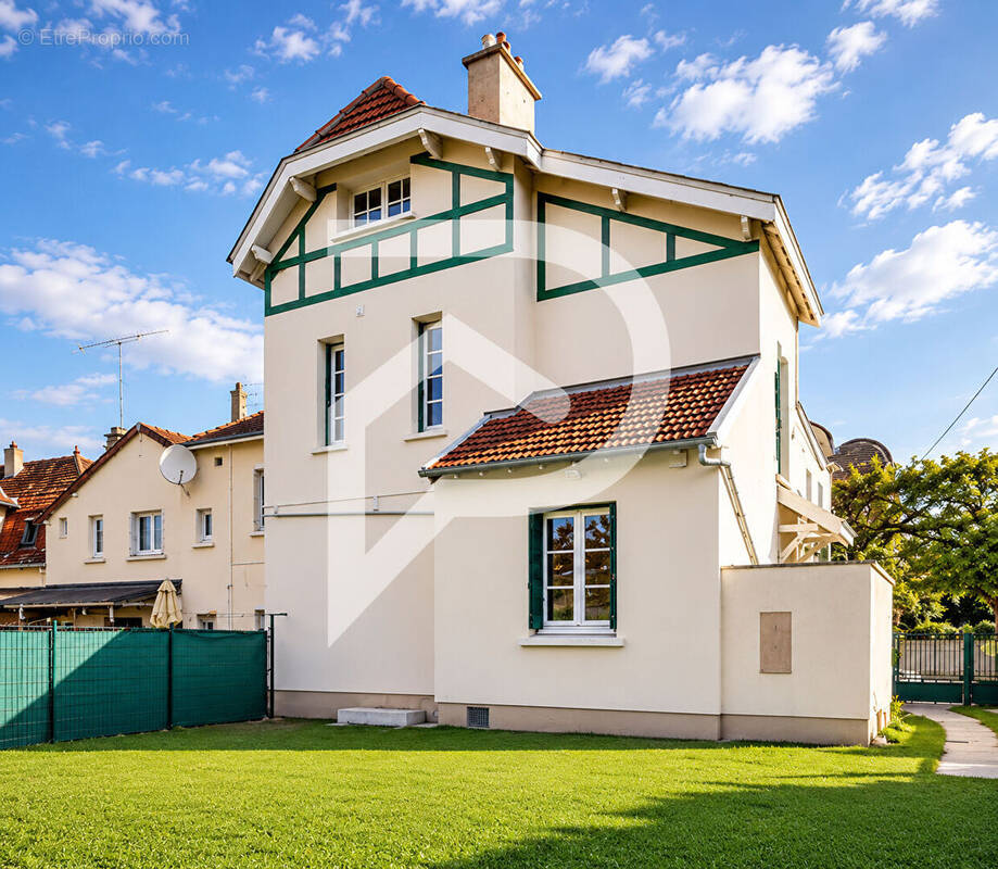 Maison à AUBERGENVILLE
